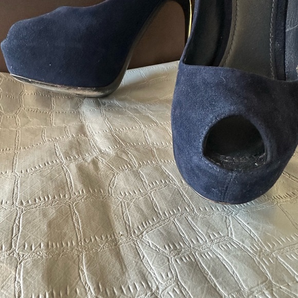 Louis Vuitton Suede Lock Peeptoe Heels - Picture 3 of 3
